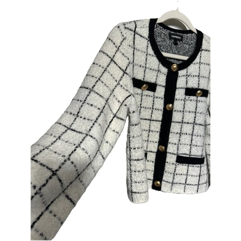 Express plaid novelty